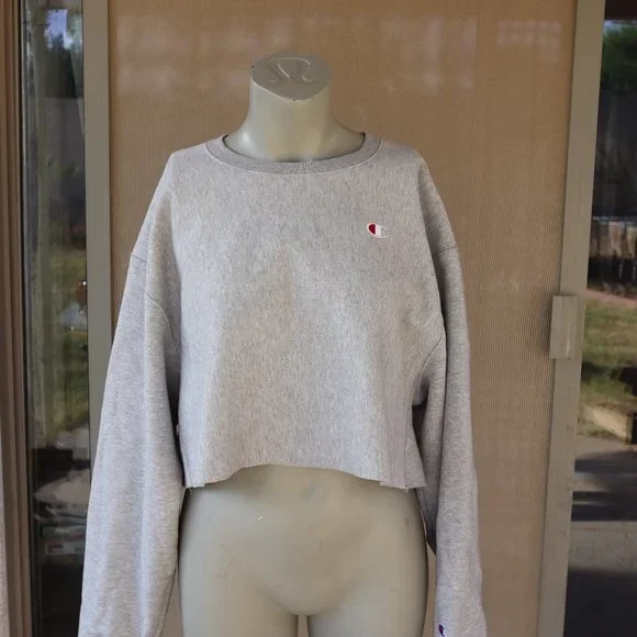 CHAMPION Reverse Weave® Crop Sweatshirt In Gfs Silver Grey - Picture 3 of 6